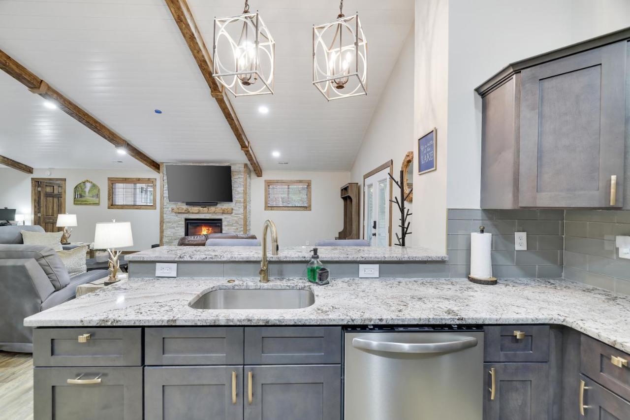 Whiskey Pines Retreat! Single Level Home, Outdoor Firepit, Ac, Bbq! Sleeps 9 In Lake Harmony! Exterior photo